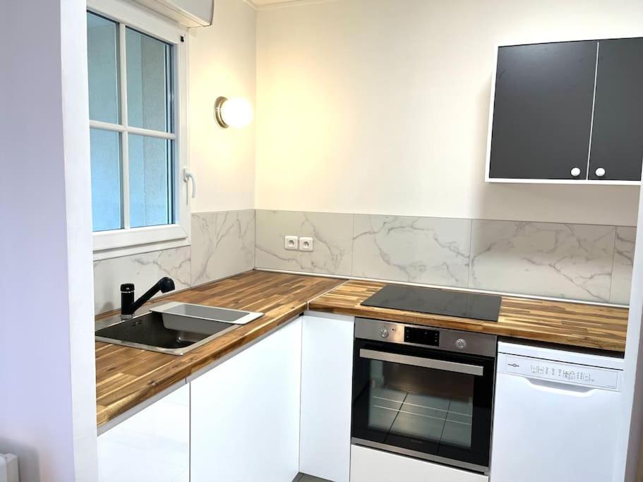Appartement • Paris/Disney • 1 Min Gare Бюсси-Сен-Жорж Экстерьер фото